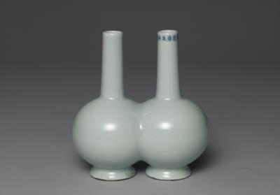 图片[2]-Twin conjoined vases with light-greenish glaze, Qing dynasty, Yongzheng reign (1723-1735)-China Archive